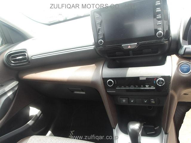 TOYOTA YARIS CROSS 2020 Image 8