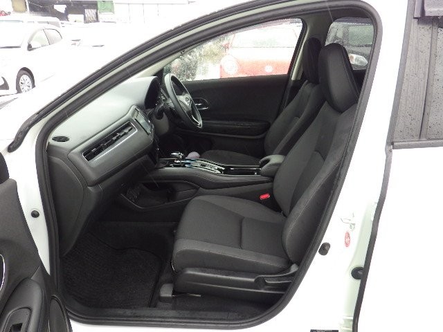 HONDA VEZEL 2019 Image 24