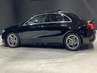 MERCEDES BENZ A CLASS 2020 Image 2