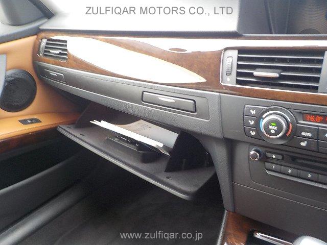 BMW 3 SERIES 2011 Image 11