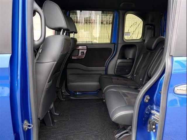 HONDA N-BOX CUSTOM 2020 Image 23