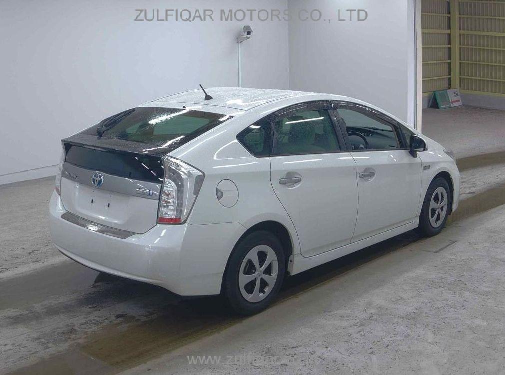 TOYOTA PRIUS PHV 2013 Image 5