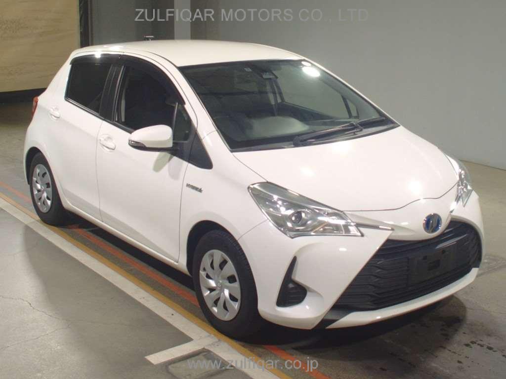 TOYOTA VITZ 2019 Image 3