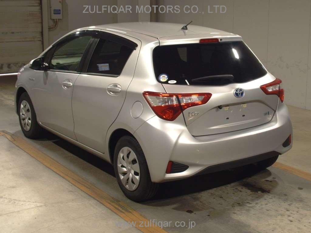 TOYOTA VITZ 2019 Image 4