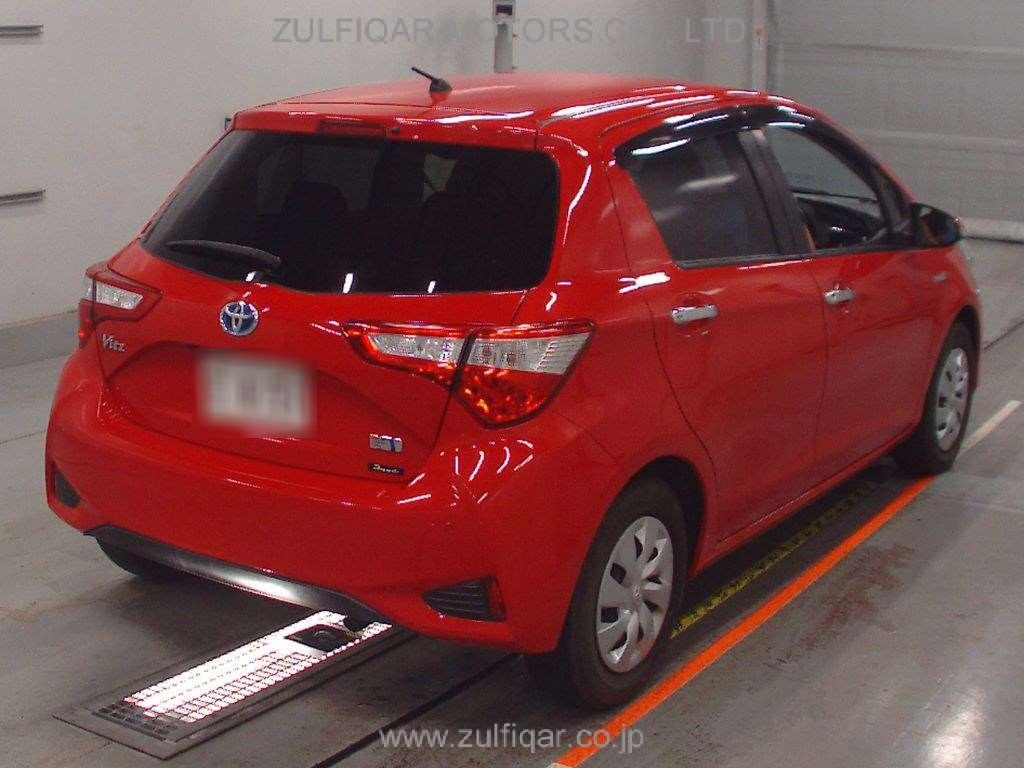 TOYOTA VITZ 2018 Image 2