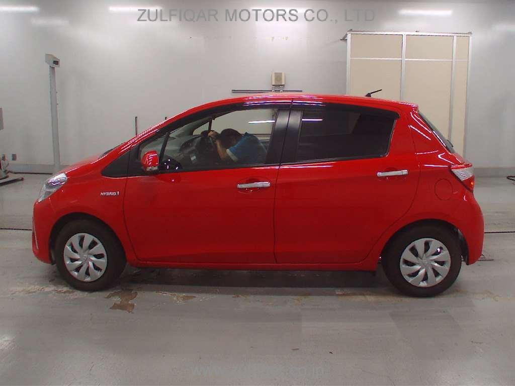 TOYOTA VITZ 2018 Image 4