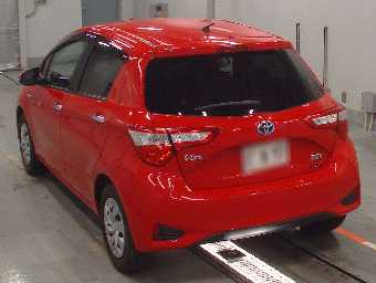 TOYOTA VITZ 2018 Image 6