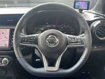 NISSAN KICKS 2022 Image 10