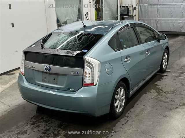 TOYOTA PRIUS PHV 2013 Image 5