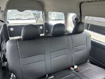 TOYOTA HIACE BUS 2013 Image 27
