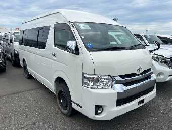 TOYOTA HIACE BUS 2013 Image 1