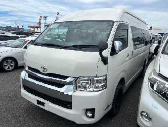 TOYOTA HIACE BUS 2013 Image 2