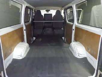 TOYOTA HIACE 2018 Image 5