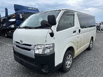TOYOTA HIACE 2018 Image 8