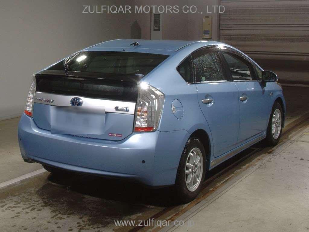 TOYOTA PRIUS PHV 2014 Image 2