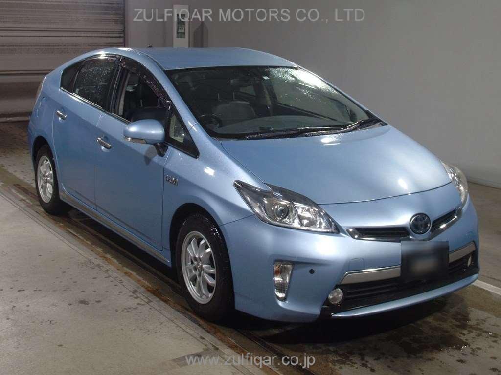 TOYOTA PRIUS PHV 2014 Image 3