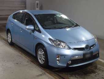 TOYOTA PRIUS PHV 2014 Image 3
