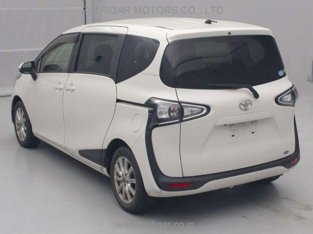 TOYOTA SIENTA 2019 Image 4