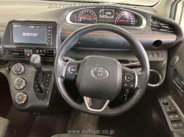 TOYOTA SIENTA 2019 Image 6