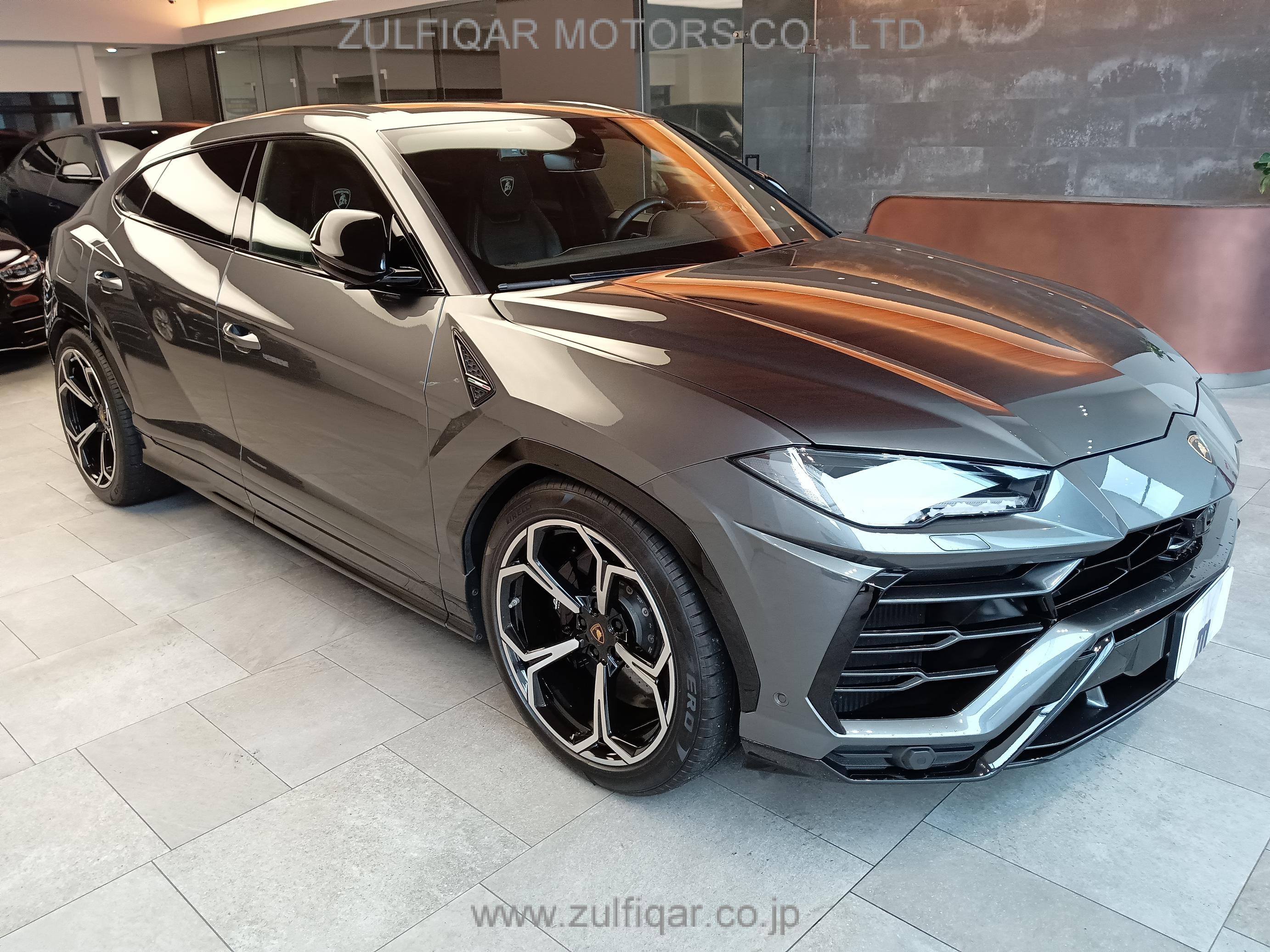 LAMBORGHINI URUS 2019 Image 3