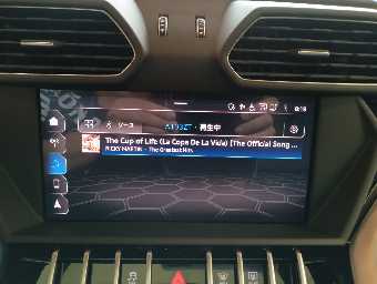 LAMBORGHINI URUS 2019 Image 36