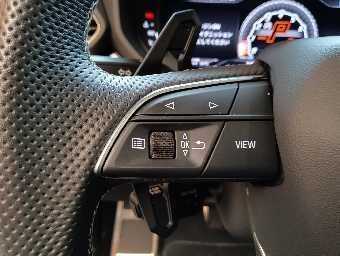 LAMBORGHINI URUS 2019 Image 43