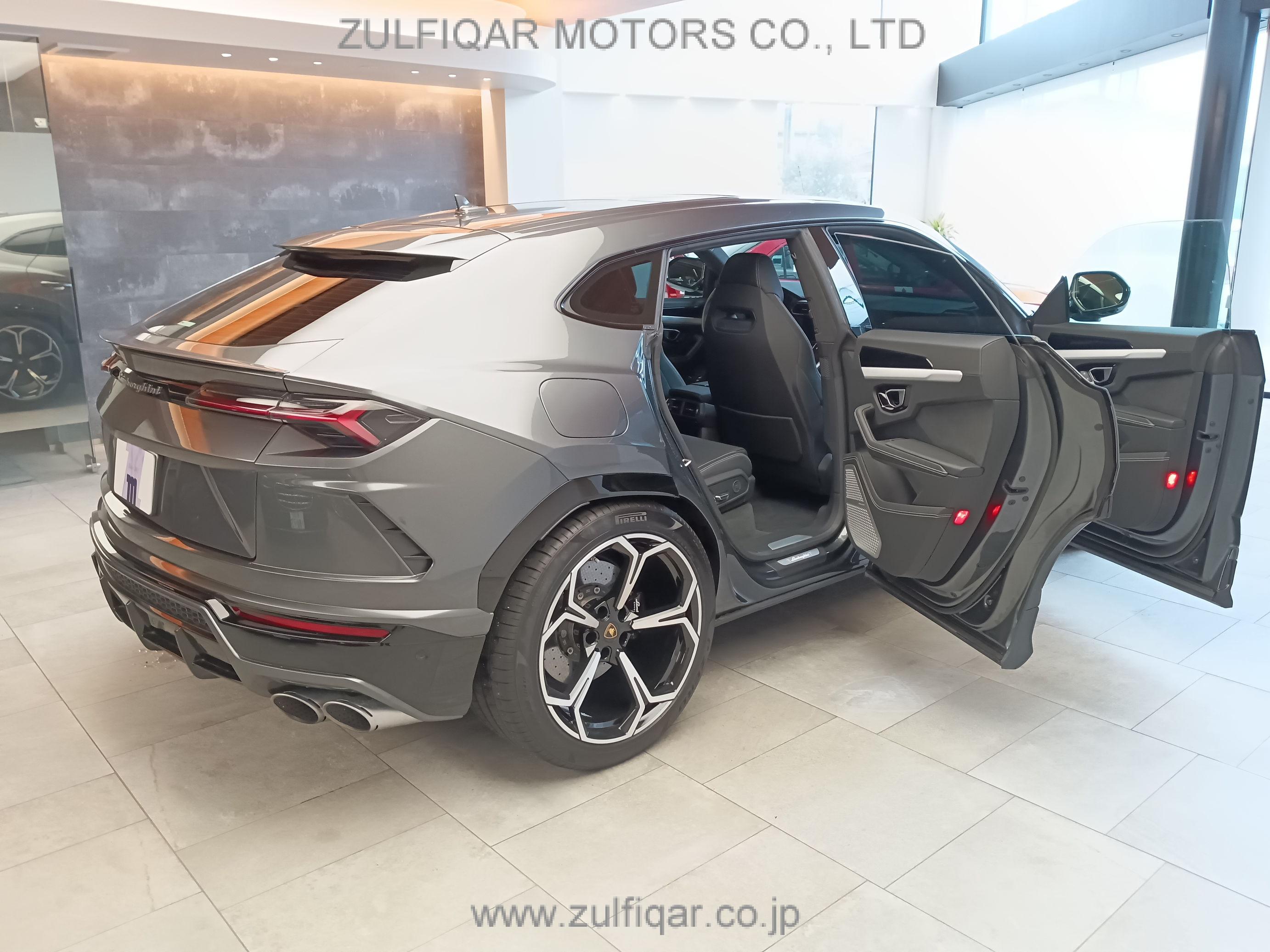 LAMBORGHINI URUS 2019 Image 6