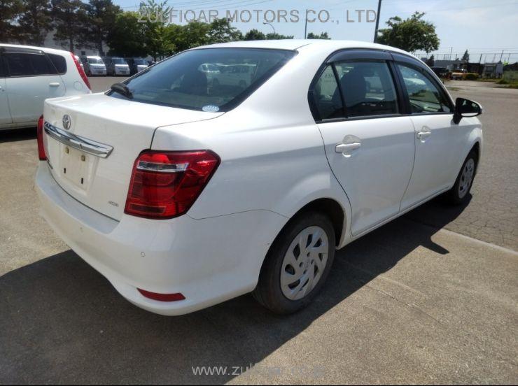 TOYOTA COROLLA AXIO 2019 Image 3