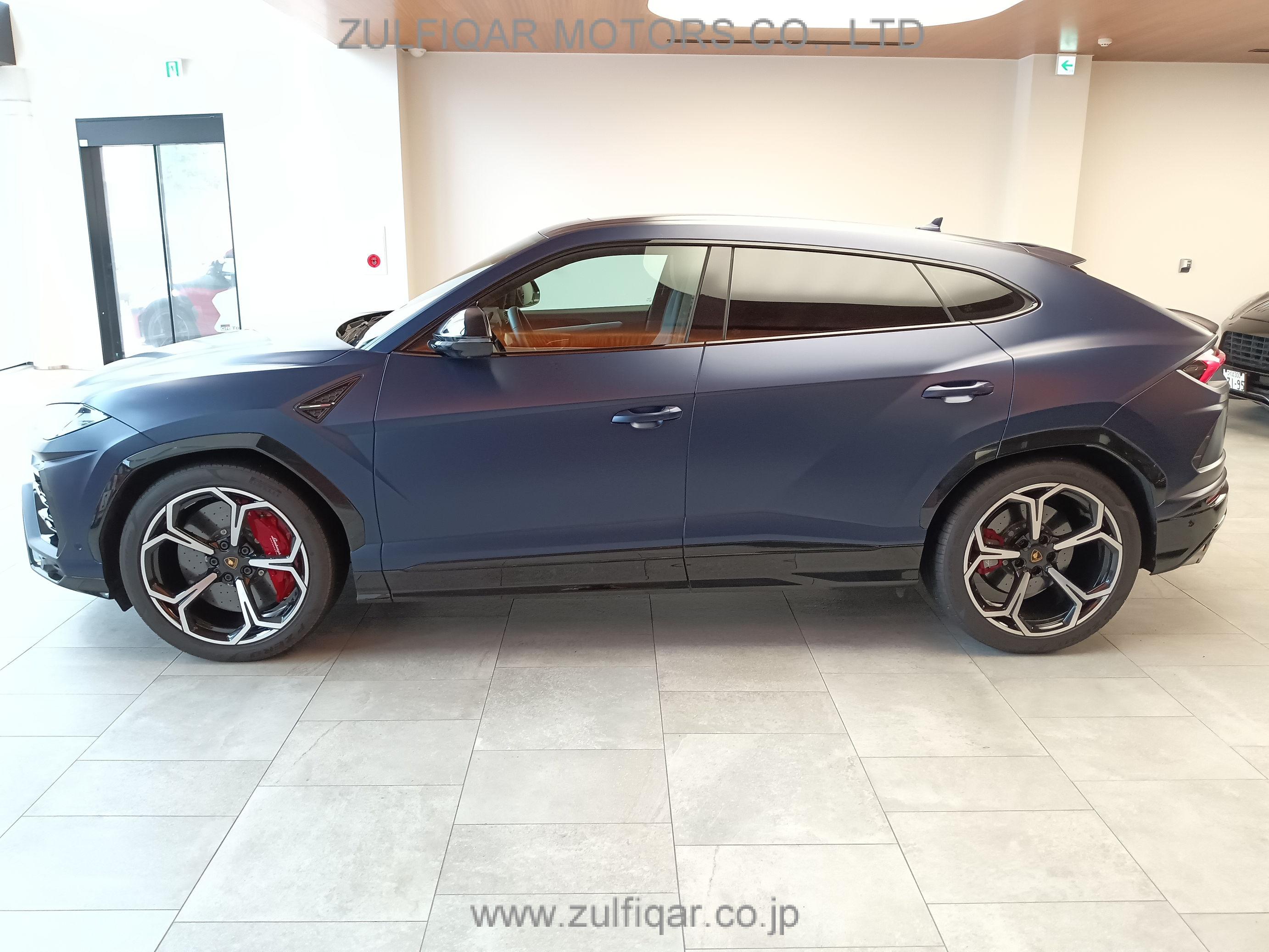 LAMBORGHINI URUS 2022 Image 20