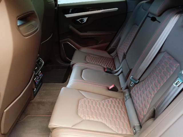 LAMBORGHINI URUS 2022 Image 30