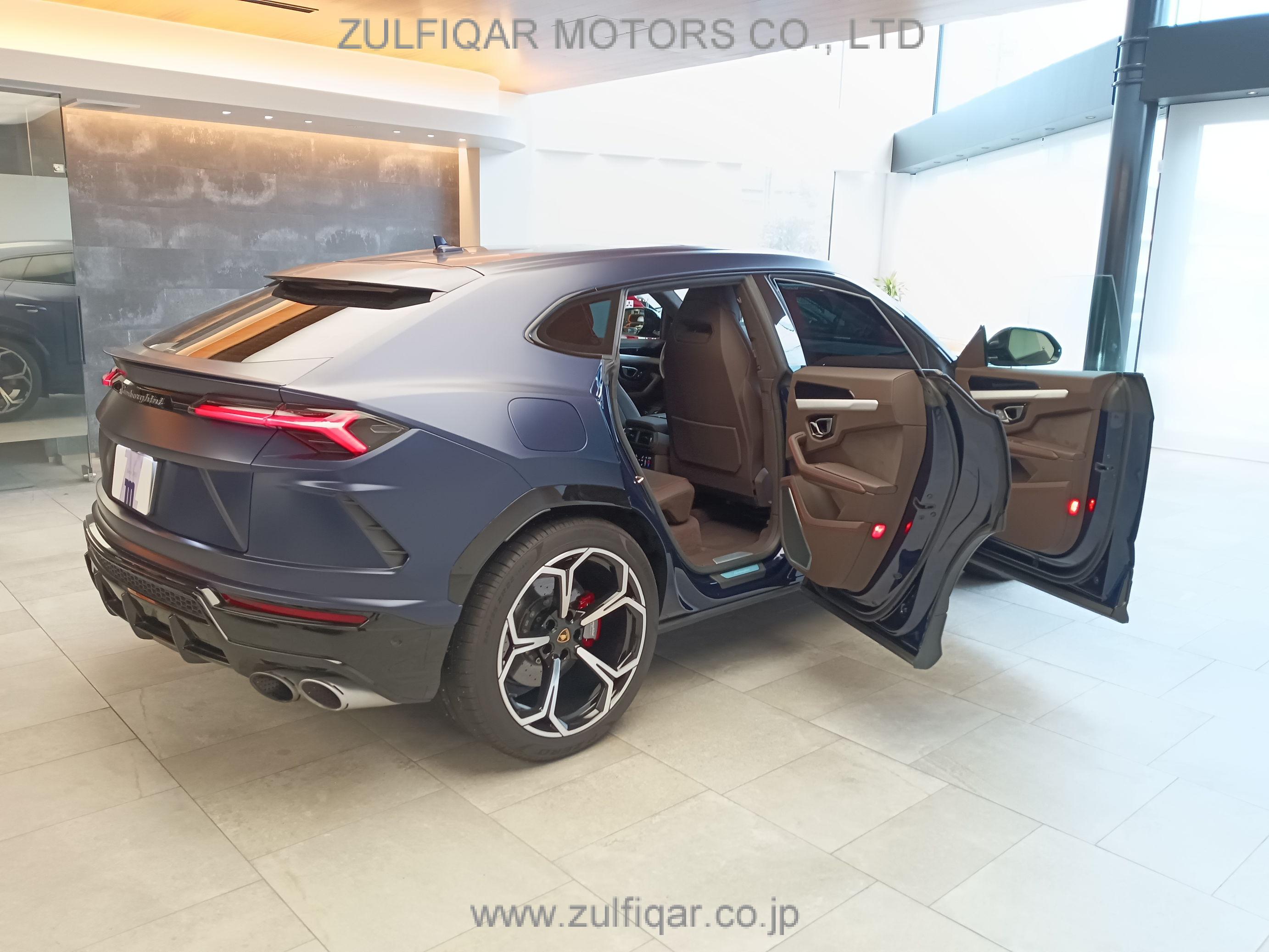 LAMBORGHINI URUS 2022 Image 6