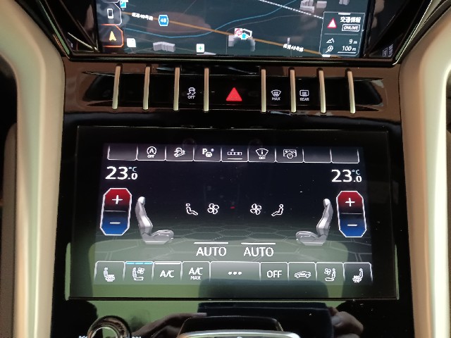 LAMBORGHINI URUS 2022 Image 51