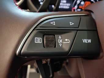 LAMBORGHINI URUS 2022 Image 49