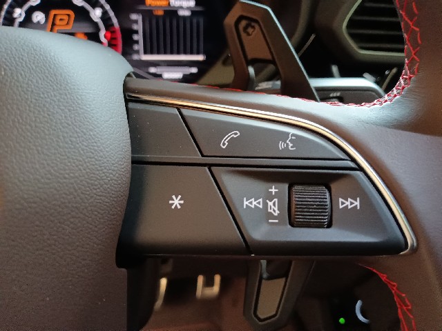 LAMBORGHINI URUS 2022 Image 56