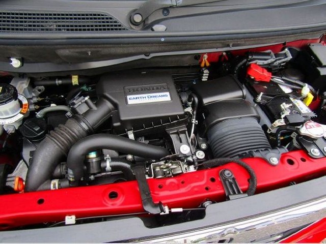 HONDA N-BOX CUSTOM 2020 Image 34