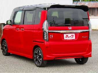 HONDA N-BOX CUSTOM 2020 Image 9