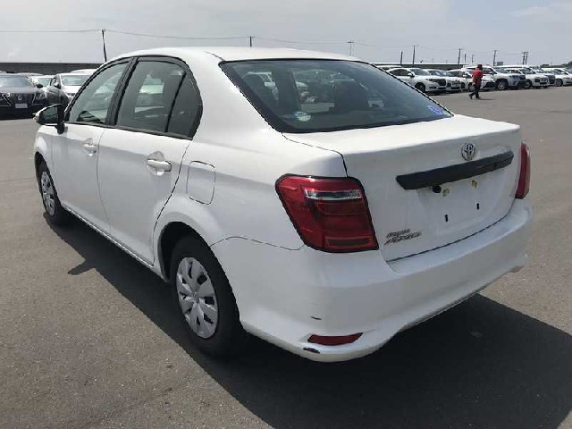 TOYOTA COROLLA AXIO 2019 Image 20