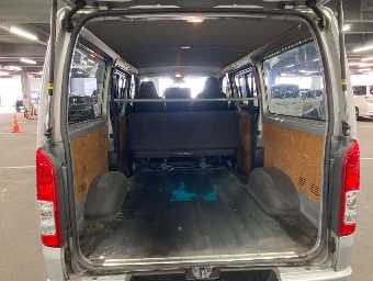TOYOTA HIACE 2019 Image 11