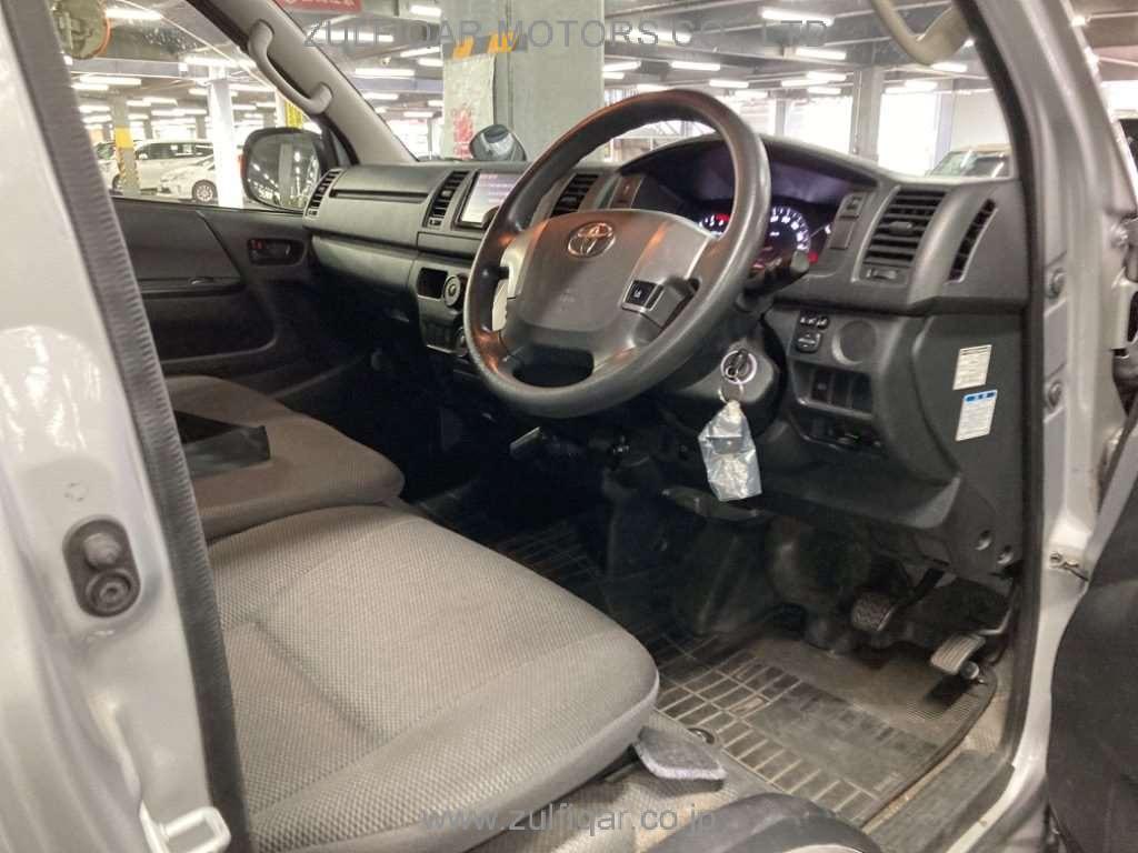 TOYOTA HIACE 2019 Image 5