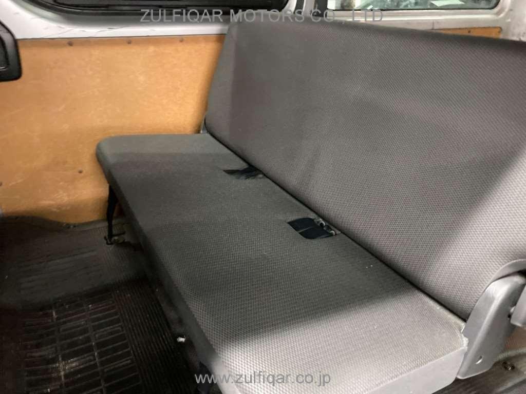 TOYOTA HIACE 2019 Image 10