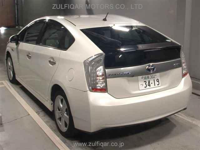 TOYOTA PRIUS PHV 2013 Image 2