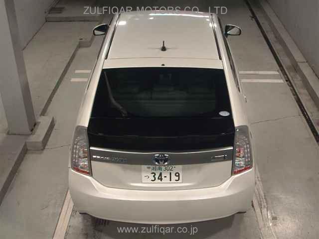 TOYOTA PRIUS PHV 2013 Image 7