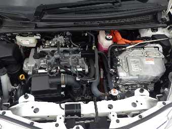 TOYOTA VITZ 2019 Image 9