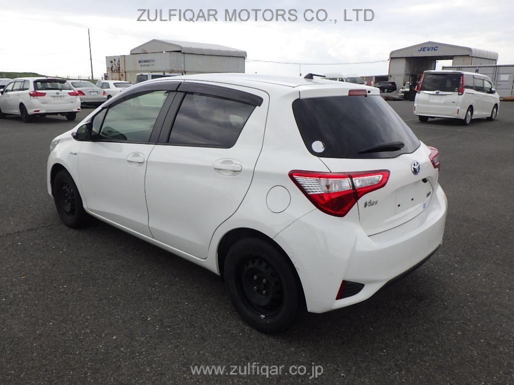 TOYOTA VITZ 2019 Image 27