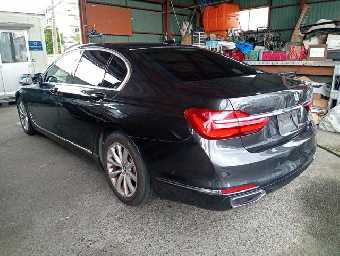 BMW 7 SERIES 2016 Image 4