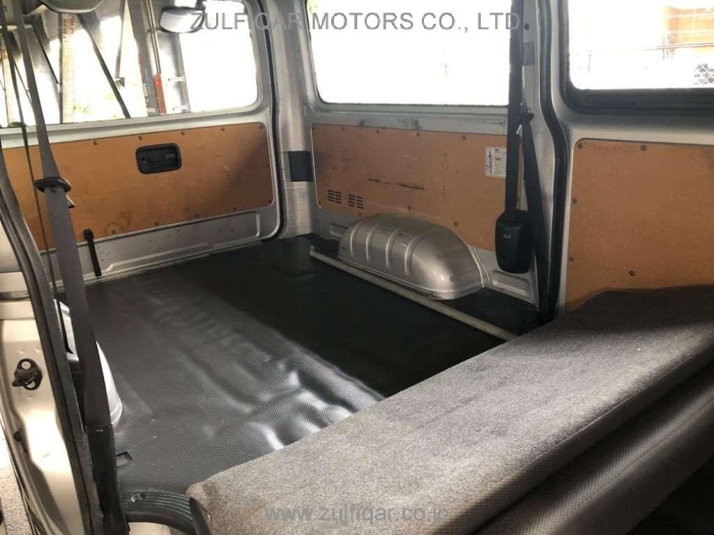 TOYOTA HIACE 2019 Image 7