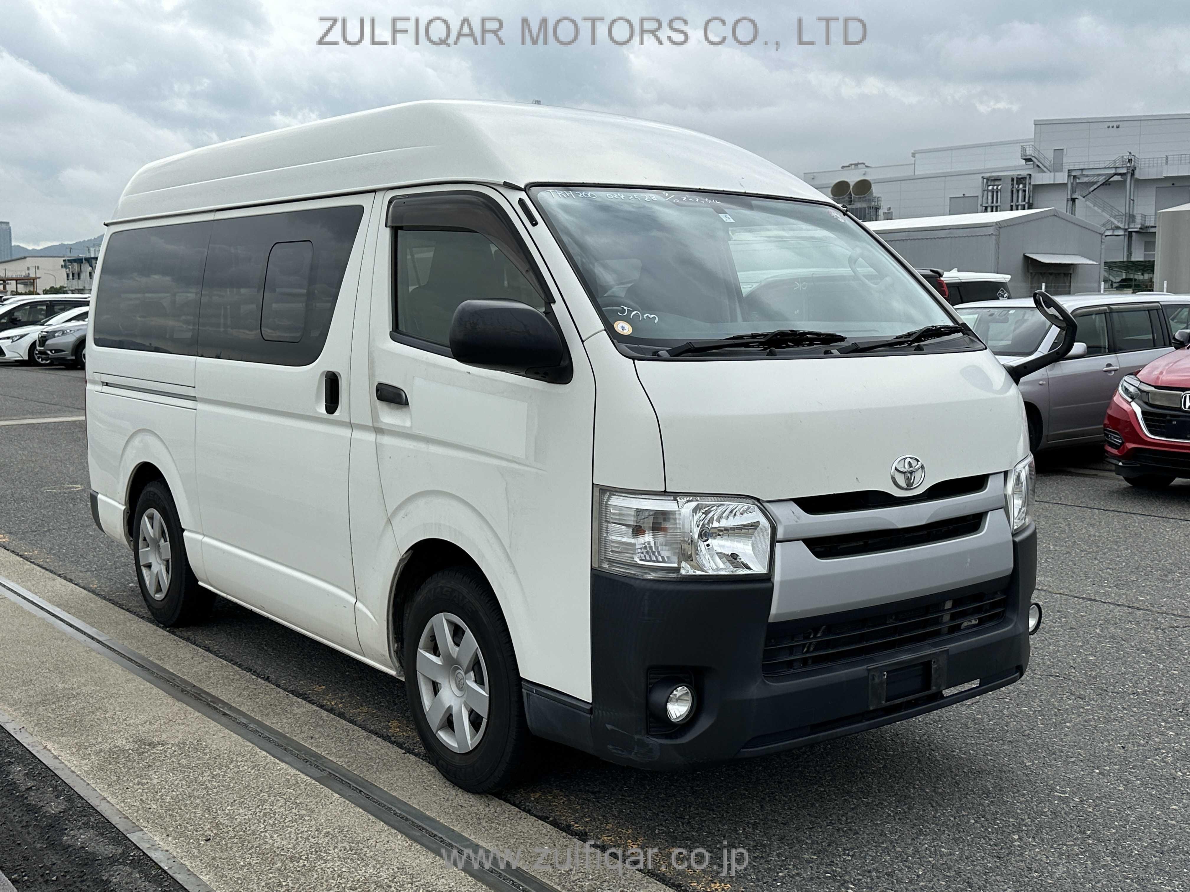 TOYOTA HIACE 2016 Image 11