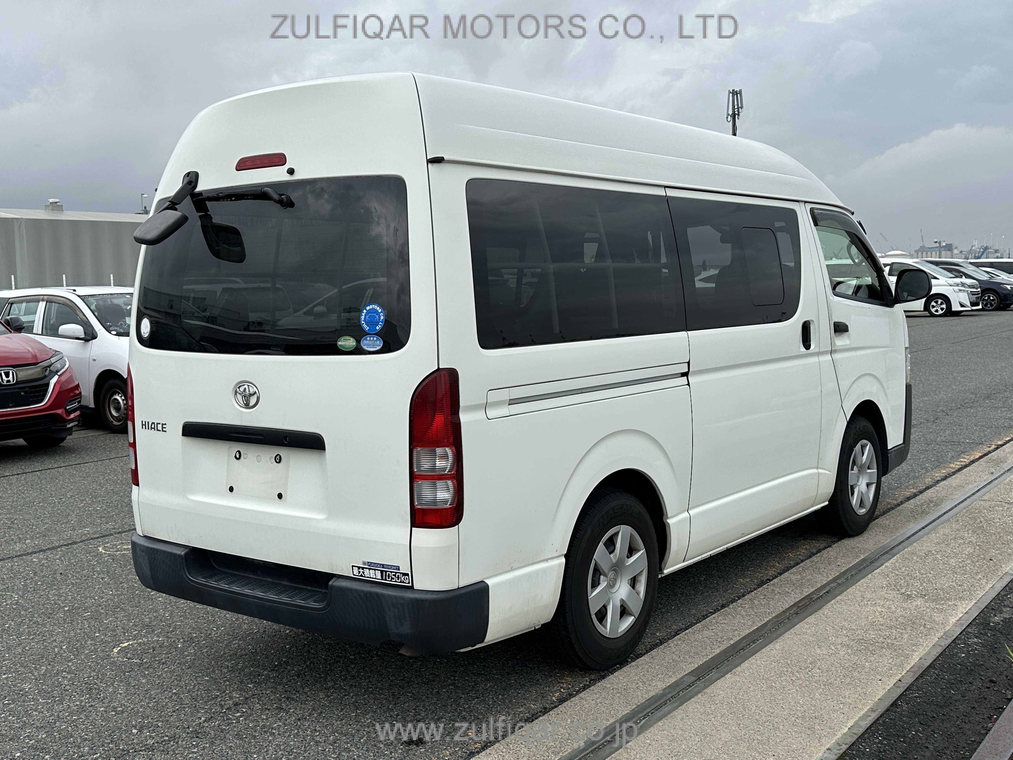 TOYOTA HIACE 2016 Image 19