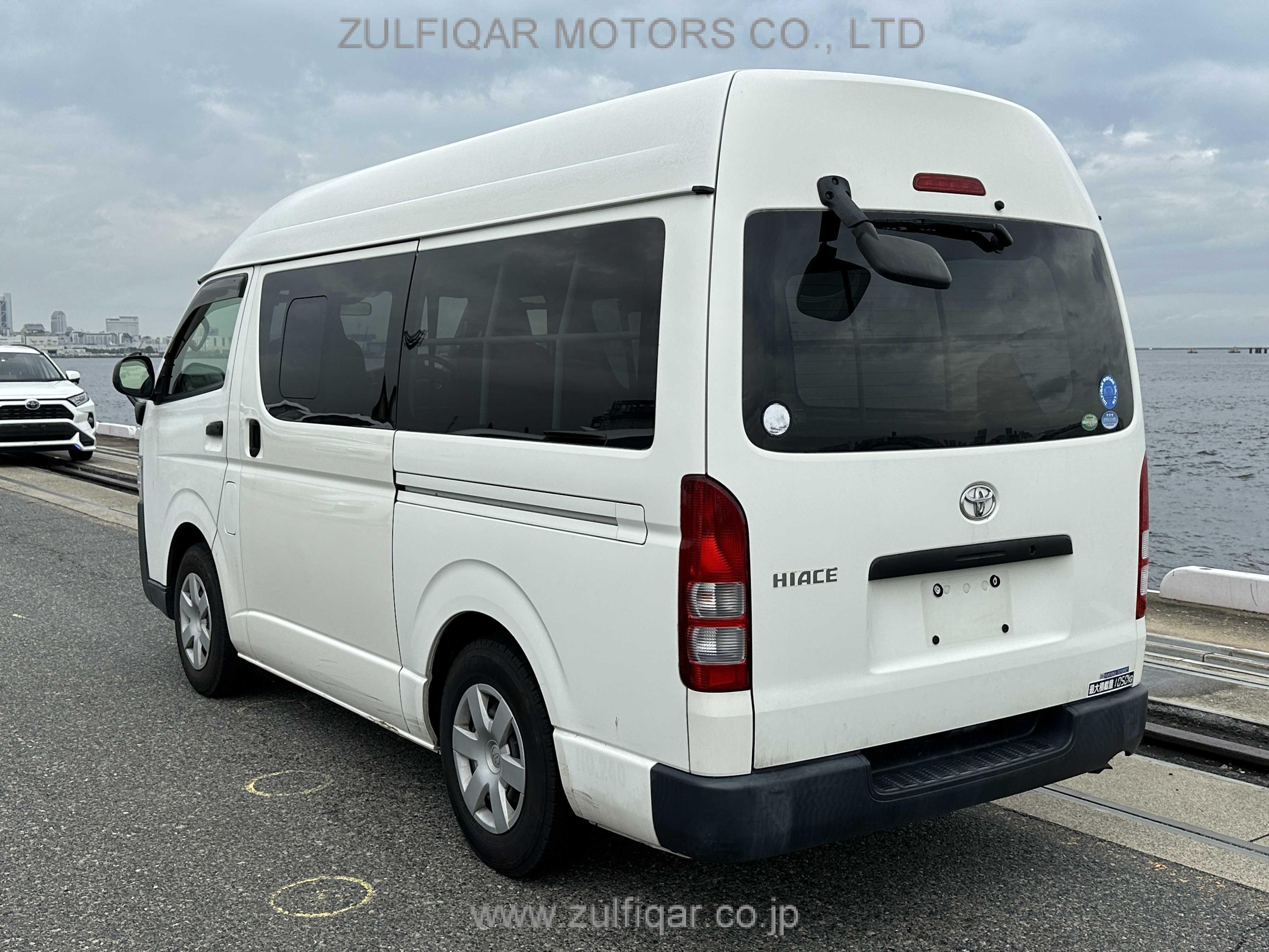 TOYOTA HIACE 2016 Image 20