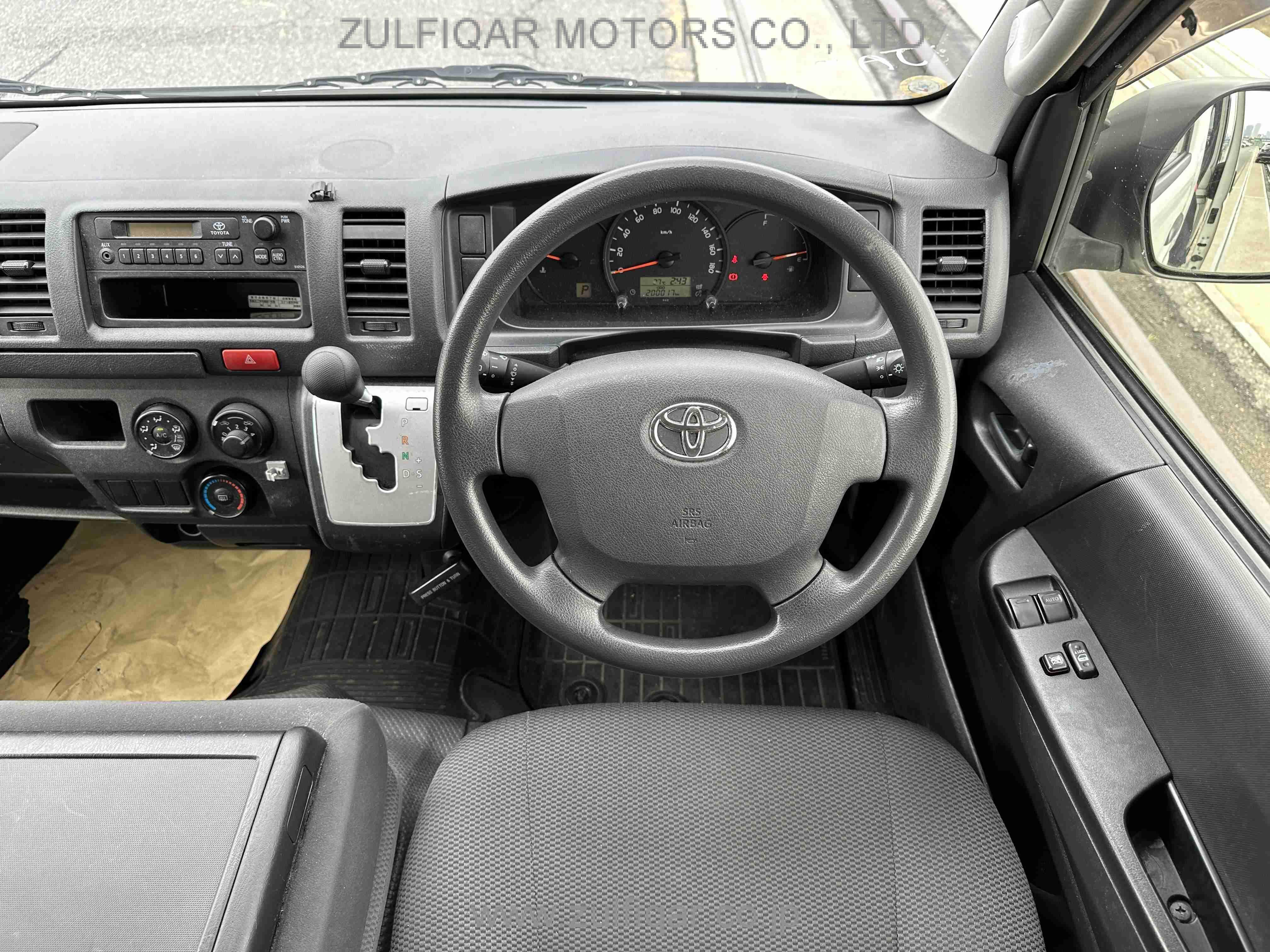 TOYOTA HIACE 2016 Image 21